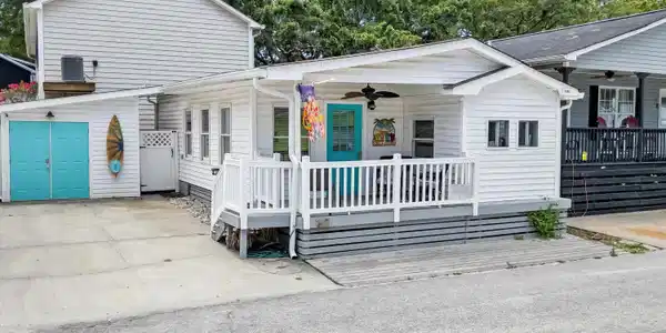 6001-1588 S Kings Hwy.