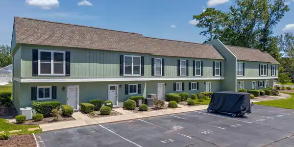 812 Villa Dr.