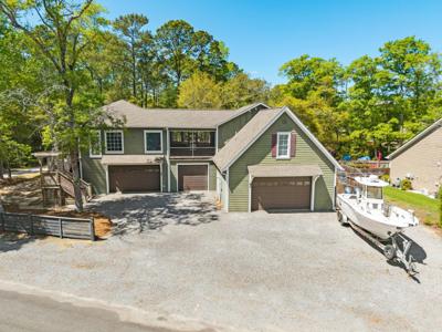 86 Lake Trail