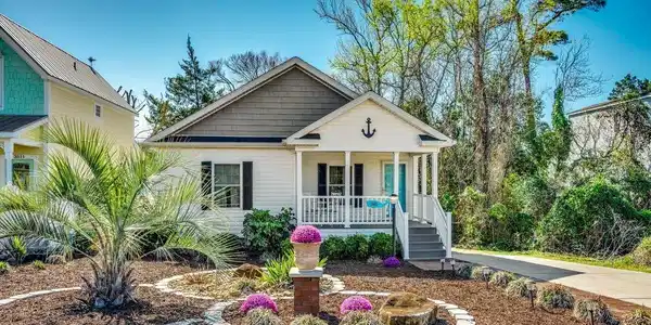 3601 Poinsett St.