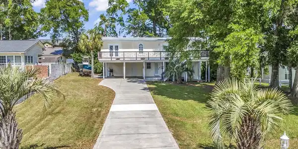900 20th Ave. N