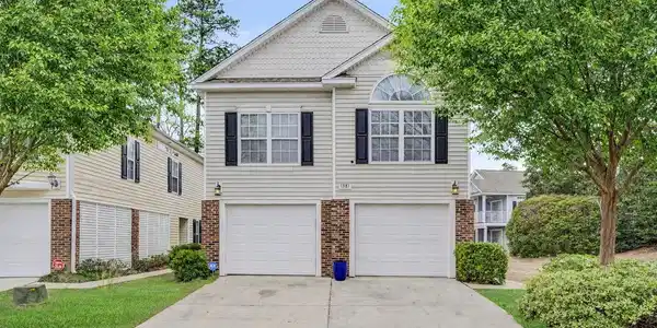 1381 Cottage Dr.