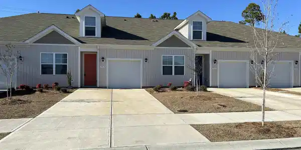 3414 Bell's Lake Circle