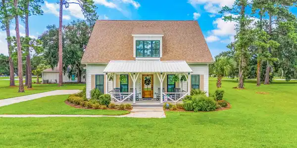 709 Belle Rive Rd.