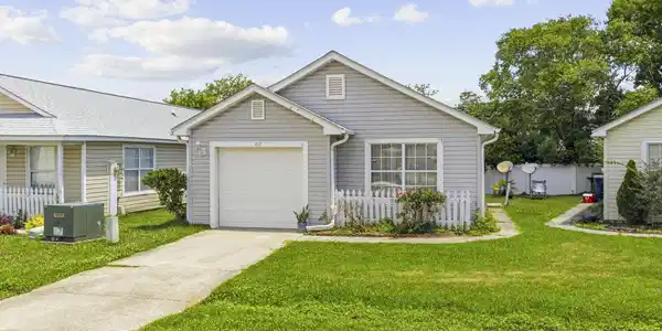 417 Chesterfield Ct.