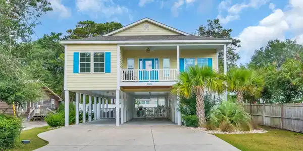 2602 Holly Dr.