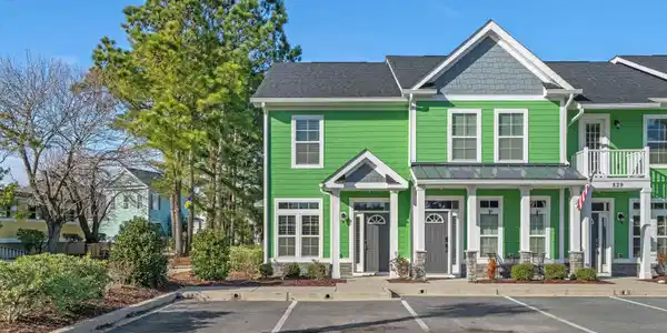 829 Moen Pl.
