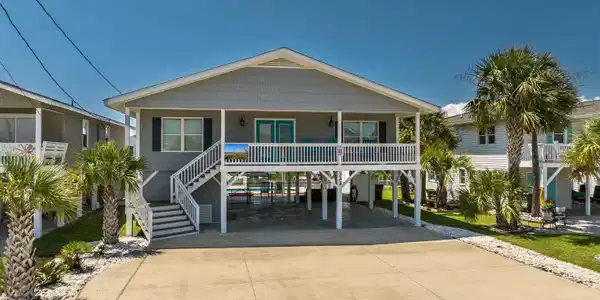 333 52nd Ave. N