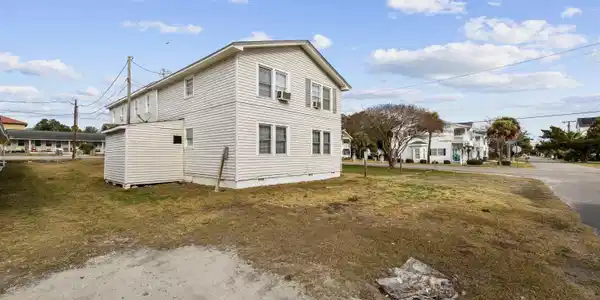 Image 4 Image 4