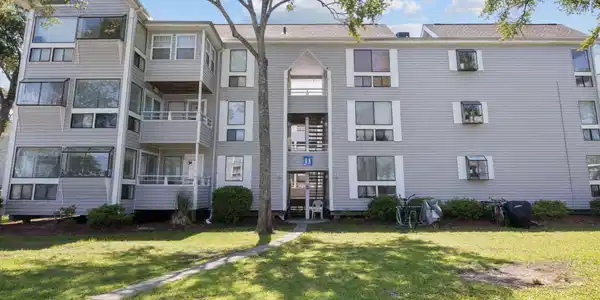351 Lake Arrowhead Rd.