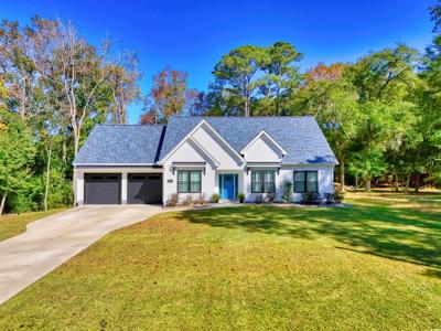 4335 Lakeside Dr.