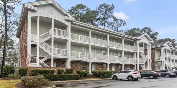 694 Riverwalk Dr.