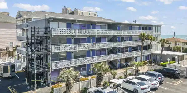 3901 N Ocean Blvd.