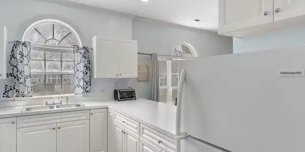 Image 3 Image 3