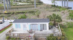 408 Low Tide Dr.