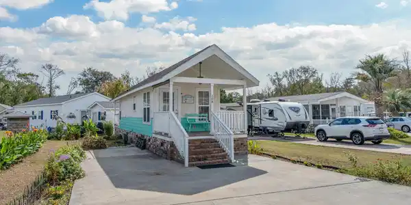 5400 Little River Neck Rd.