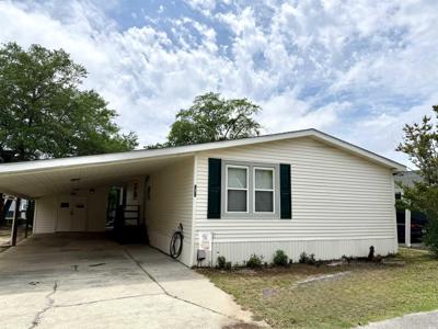 371 Meadowlark Dr.
