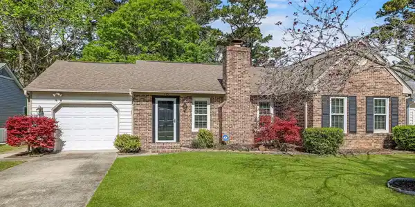145 Woodlake Dr.