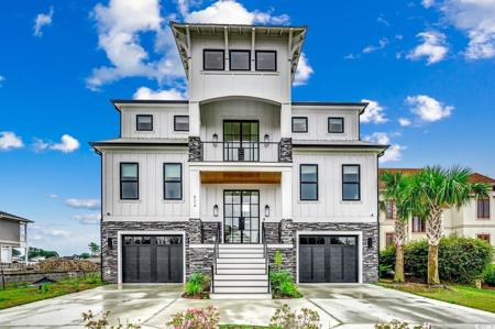 804 Waterton Ave.