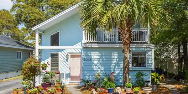 504 A S 19th Ave. S