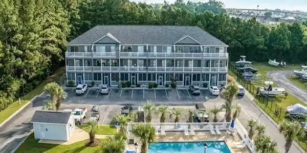 4506 W Harbor Ct.