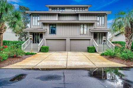 110 Breakers Reef Dr.