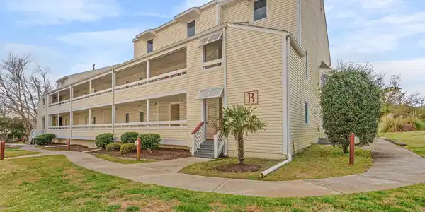 1100 Possum Trot Rd.