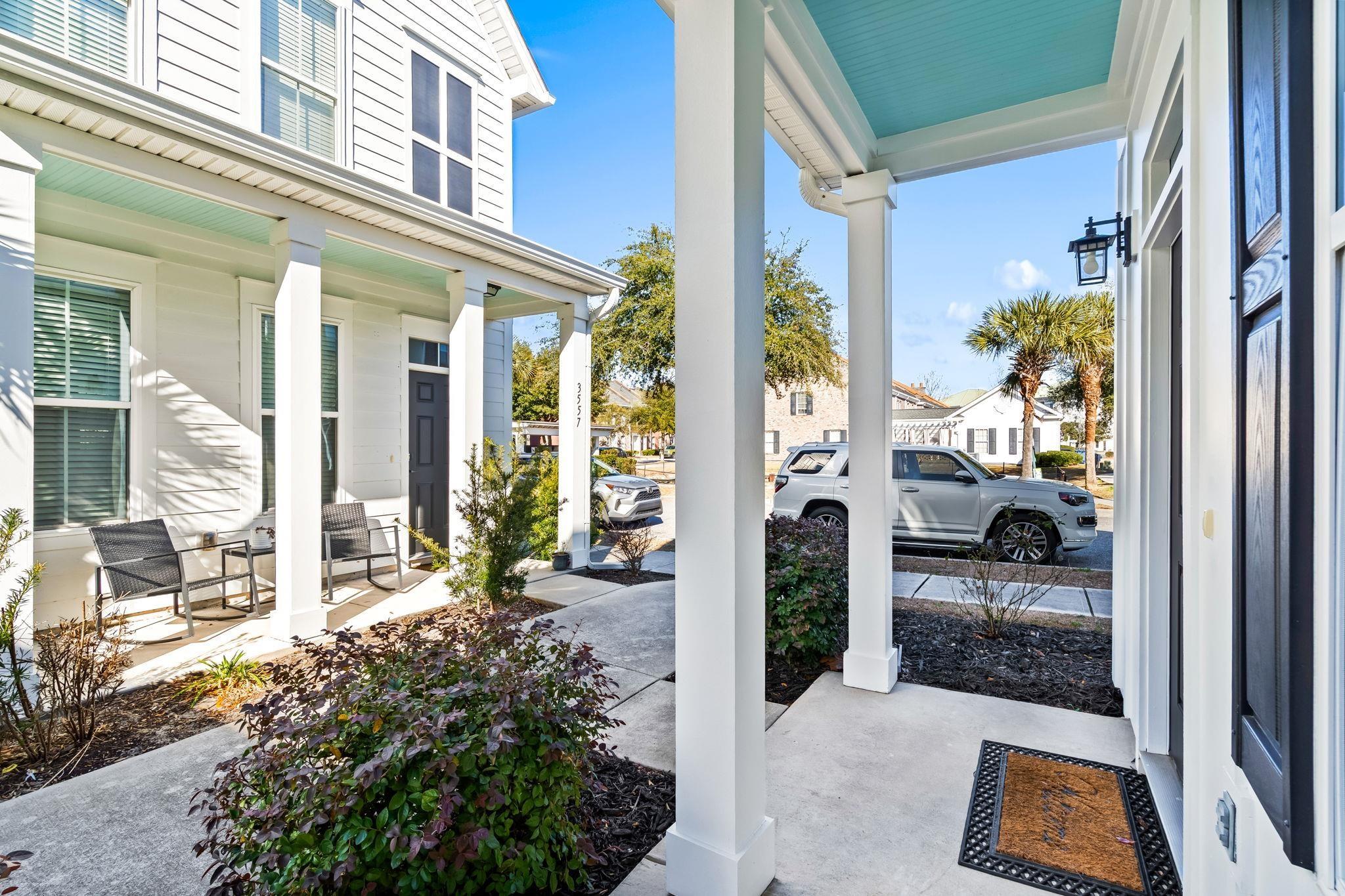 Image 4: Porch with a residential view Image 4: Porch with a residential view