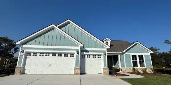 1545 Crested Iris Way