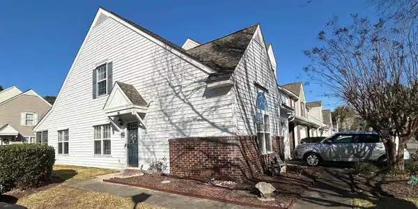21 Pond View Dr.