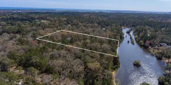 Lot 1B Wallace Pate Dr.