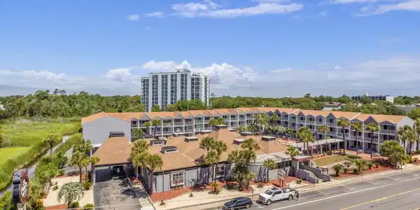 Image 3: Birds eye view of property Image 3: Birds eye view of property