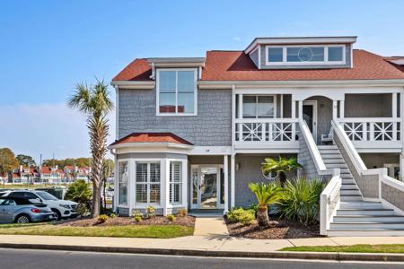 4396 Baldwin Ave.