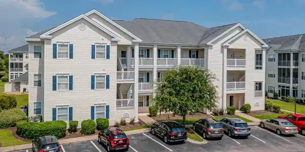 901 W Port Dr.