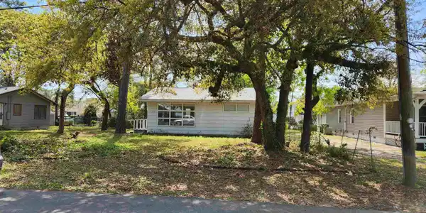 711 40th Ave. S