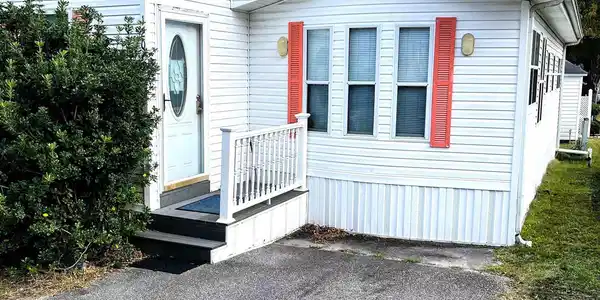5400 Little River Neck Rd.