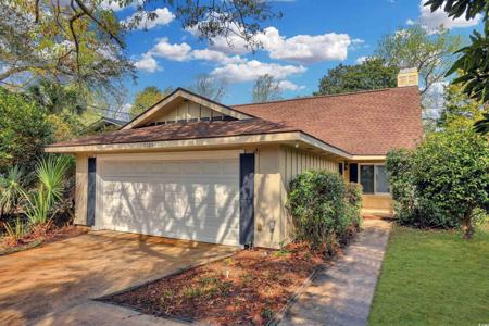 5525 Springs Ave.