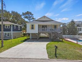 2009 Havens Dr.