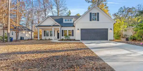 2419 Causey Dr.