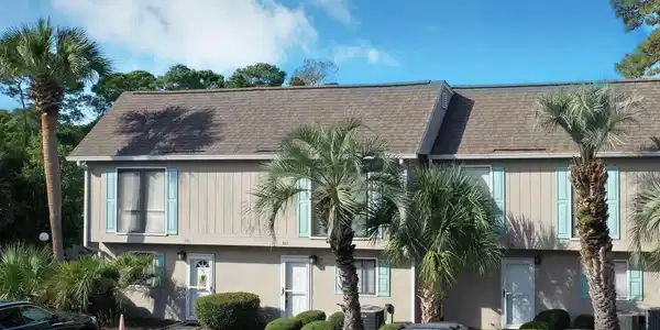 928 Villa Dr.