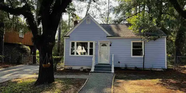 2407 South Island Rd.