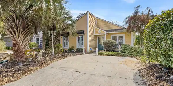 124 Dogwood Pl.