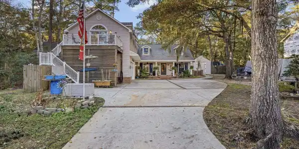 153 Watson Way