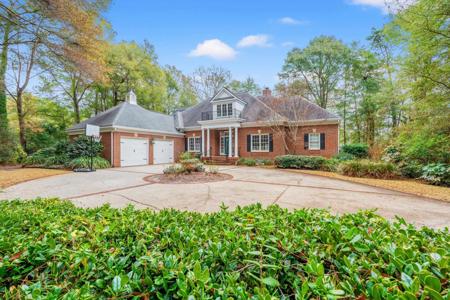 4511 Saint Johns Pl.