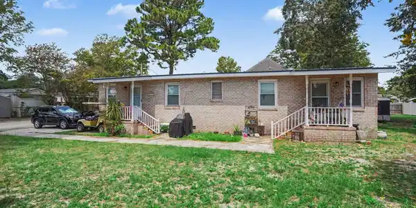 526 Boundary Ave.