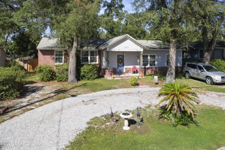 109 N Cove Lane