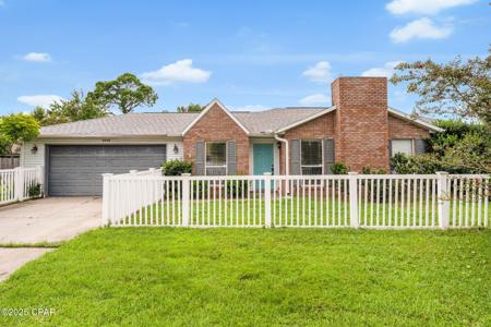 4035 Woodridge Road