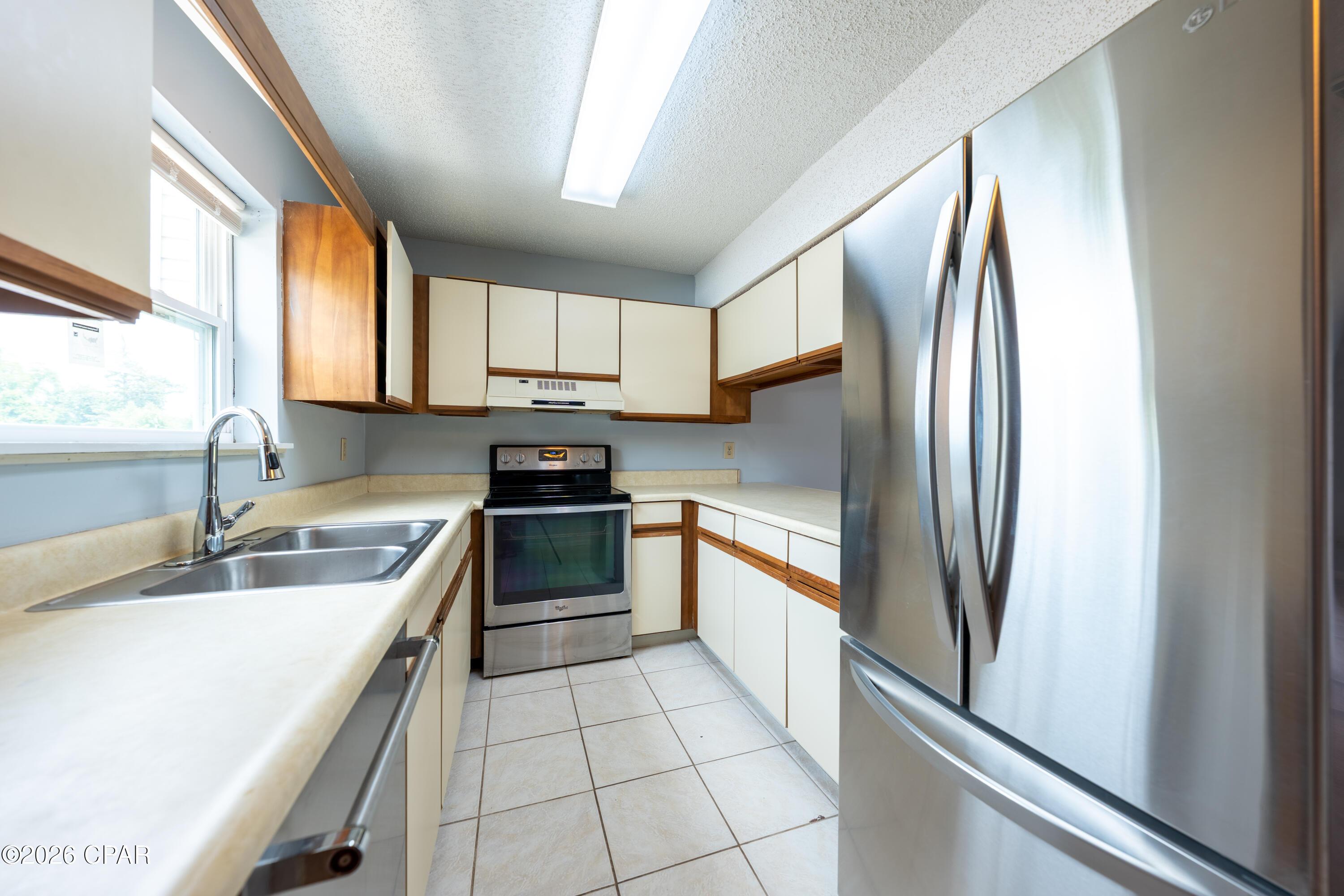 Image 4: townhouse-1
