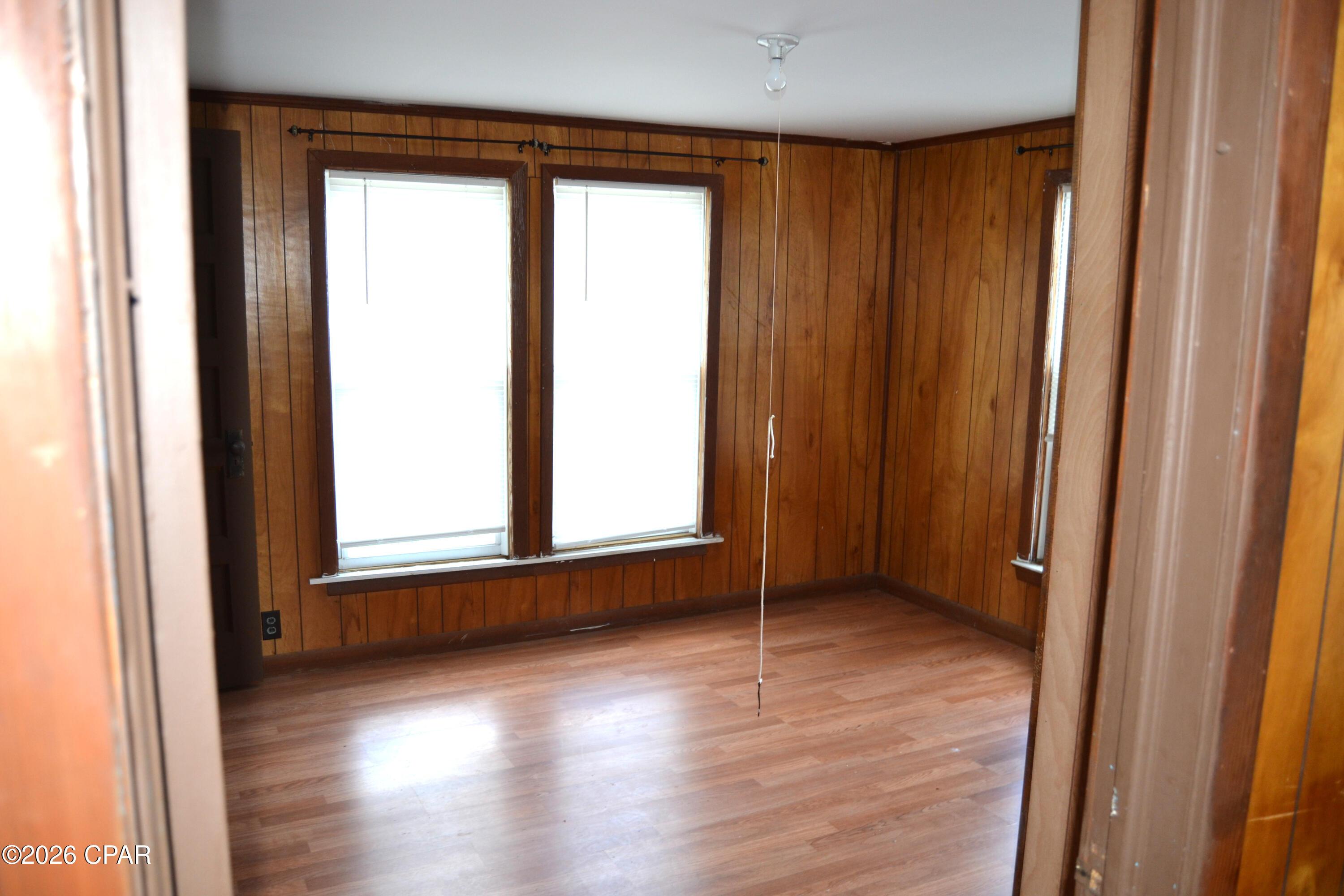 Image 4: DSC_0004