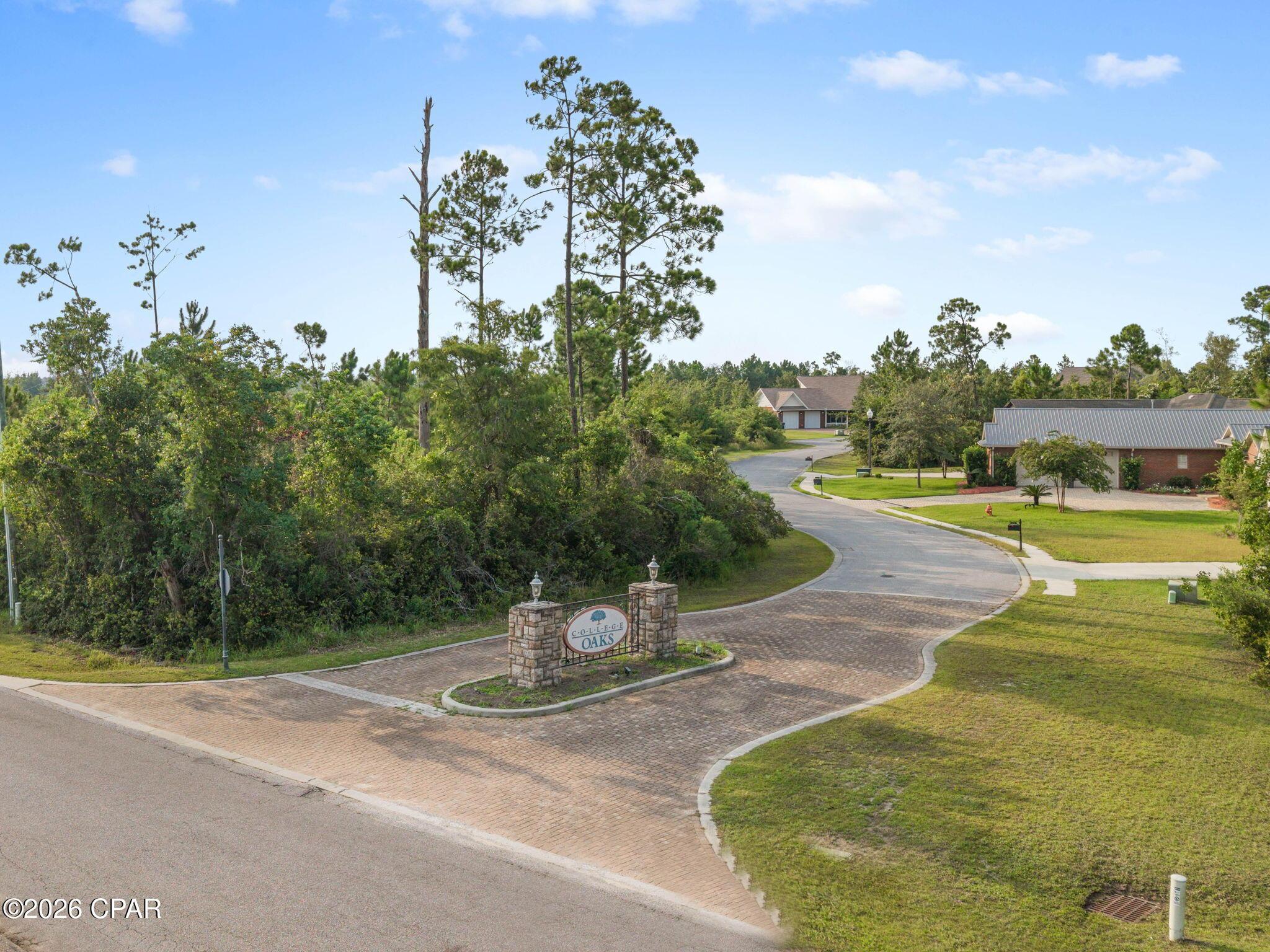 Image 3: 12-web-or-mls-802_CollegeOaksLn-12